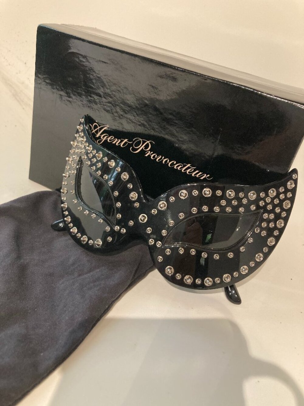 LINDA FARROW AGENT PROVOCATEUR DISGUISE ME black Sunglasses
